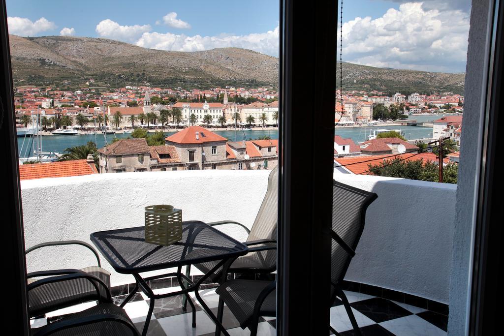 Rooms Carija Trogir Habitación foto
